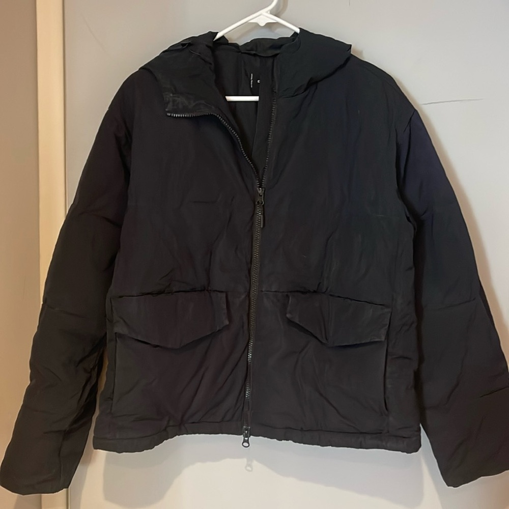 Everlane Cropped Puffer Jacket
